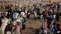 La guerra civil y la persecución ha originado que millones de sirios abandonen sus hogares generando una crisis de refugiados a nivel internacional.