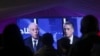 Un débat télévisé entre les candidats à la présidence, Kais Saied, à gauche, et Nabil Karoui, le dernier jour de la campagne précédant le deuxième tour de l'élection présidentielle, à Tunis, en Tunisie, le 11 octobre 2019.