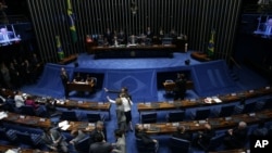 La votación sobre el juicio político a la presidenta Dilma Rousseff en el Senado brasileño puede extenderse hasta la madrugada del jueves 12 de mayo.