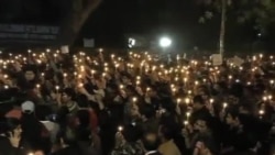 印度遭輪姦致死女子遺體返國後被火化