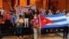 Residentes cubanos en Bolivia se manifiestan en Santa Cruz, Bolivia. [Foto: VOA/Fabiola Chambi].