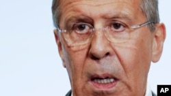 La afirmación del Canciller ruso Sergey Lavrov difiere de la descripción hecha sobre la reunión de los presidente de EE.UU. y Rusia por el secretario de Estado de Estados Unidos Rex Tillerson.