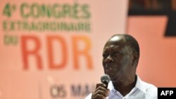 Le président ivoirien et leader du parti libéral RDR (Rassemblement des républicains) Alassane Ouattara lors d'un congrès extraordinaire du RDR à Abidjan, le 5 mai 2018.
