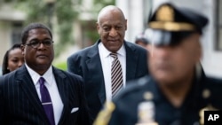 Bill Cosby llega a la corte del Condado Montgomery County en Norristown, Pennsylvania. Junio 5, 2017. 