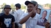 More than 100 people came to the court on Wednesday to call for the release of their fellow villagers. (Photo: Neou Vannarin/VOA Khmer) 