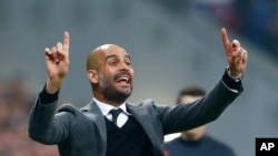 Pep Guardiola lors d'un match de son club le Bayern, 21 avril 2015. (AP Photo/Matthias Schrader)