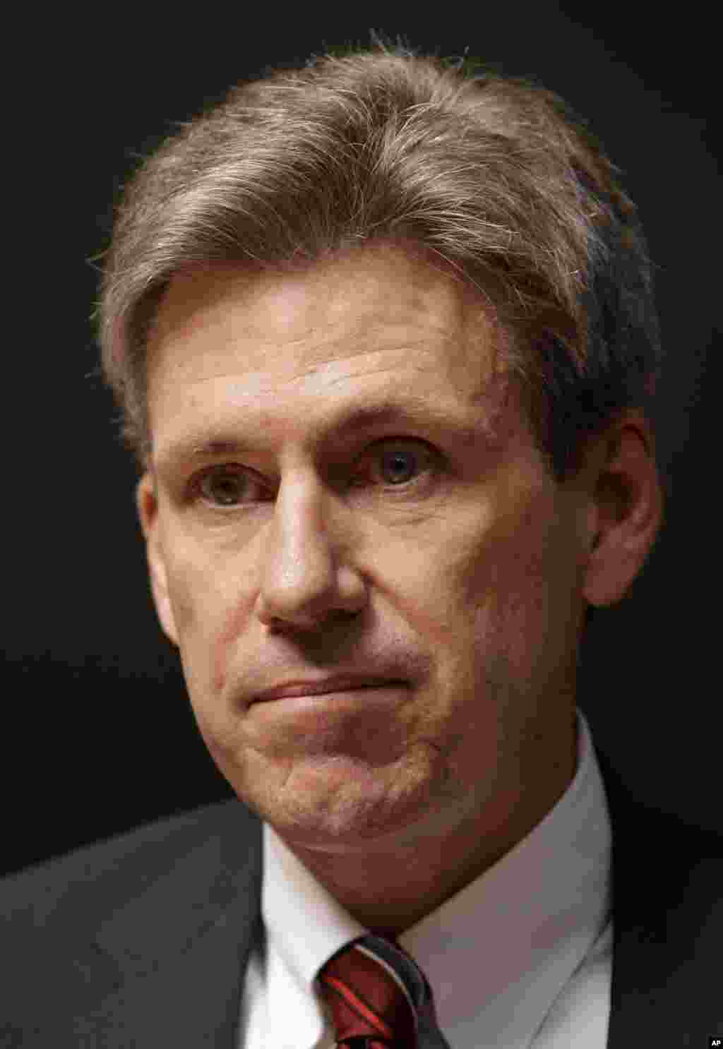 L'ambassadeur Chriz Stevens à l'hôtel Tibesti de Benghazi où une délégation de l'Union africaine rencontrait les leaders de l'opposition libyenne (avril 2011)