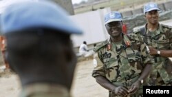 Des soldats de l'ONU au nord du Darfour, le 21 juillet 2008.