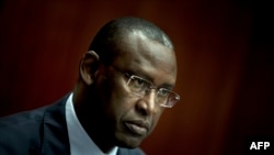 Le ministre malien des Affaires étrangères Abdoulaye Diop attend de prendre la parole lors d'un événement au Centre d'études stratégiques et internationales le 1er novembre 2017, à Washington.