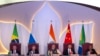 BRICS လို့အတိုကောက်ခေါ်တဲ့ Brazil၊ Russia၊ India၊ တရုတ် နဲ့ တောင်အာဖရိကနိုင်ငံတွေ ပါဝင်တဲ့ စီးပွားရေး အင်အားကောင်းစနိုင်ငံများထိပ်သီးစည်းအဝေး။