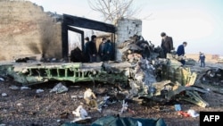L'appareil s'est incendié après s'être écrasé à proximité de l'aéroport de la capitale iranienne.