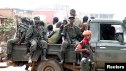 Des militaires congolais en patrouille à Butembo, au Nord-Kivu, RDC, 24 août 2016.