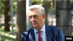 "No politizar ayuda humanitaria", pide Alto Comisionado de ACNUR, Filippo Grandi.