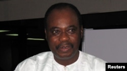 L'ancien Premier ministre togolais Edem Kodjo, facilitateur du dialogue congolais désigné par l'Union africaine, 8 juin 2005.