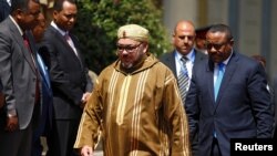 Mohammed VI en compagnie du PM éthiopien Hailemariam Desalegn (à droite), le 19 novembre 2016, Addis Abeba, Ethiopie. 