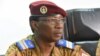 Le colonel Denise Auguste Barry lors d'une conférence de presse à Ouagadougou le 6 novembre 2014