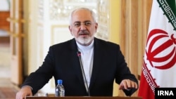 عکس آرشیوی از محمدجواد ظریف وزیر امور خارجه ایران - ۶ مرداد ۱۳۹۴