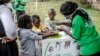 L'OMS appelle l'Afrique à "se réveiller" et se préparer au "pire" face au covid-19