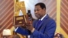 L'ancien président du Bénin Boni Yayi lors de la remise d’un prix au 44ème sommet ordinaire des chefs d'État de la CEDEAO, au centre de la Fondation Félix Houphouët-Boigny à Yamoussoukro, en Côte d'Ivoire , le 28 mars 2014.