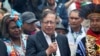 El presidente electo de Colombia, Gustavo Petro, asiste a una ceremonia simbólica de juramentación en Bogotá, el sábado 6 de agosto.