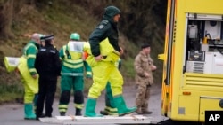 Les limiers anglais enquêtent sur la mort de Sergei Skripal et de sa fille Yulia, à Salisbury, le 12 mars 2018. 