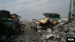 Manila's Smokey Mountain Dump Site