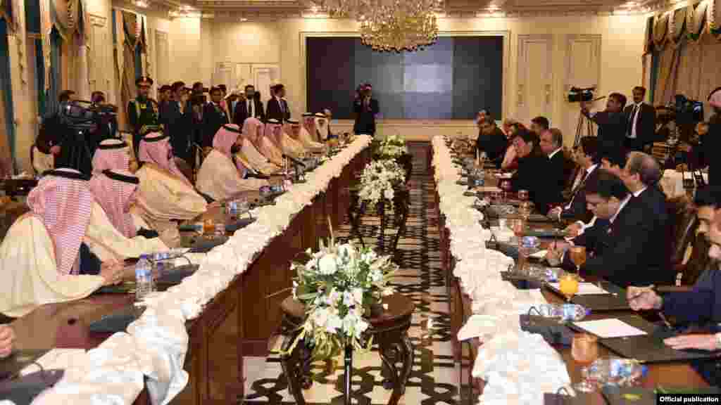 وزیر اعظم عمران خان اور سعودی ولی عہد محمد بن سلمان پہلی پاکستان اور سعودی عرب کوآرڈینیشن کونسل اجلاس کی صدارت کر رہے ہیں۔