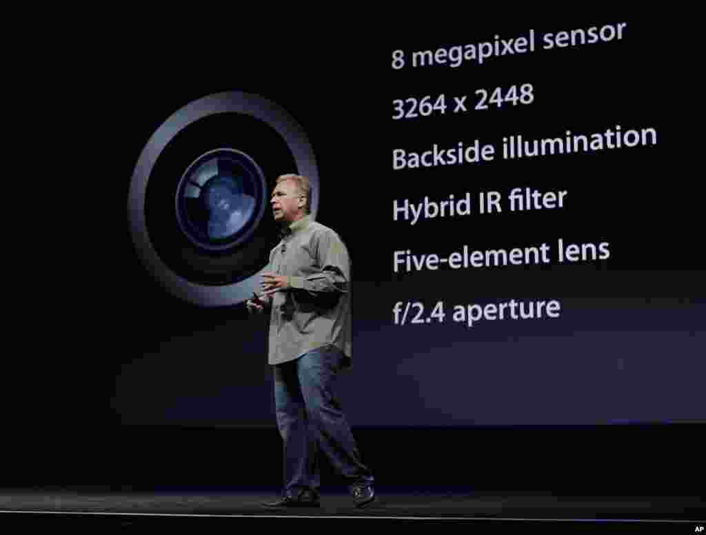 La cámara fotográfica incorporada en el teléfono tiene una resolución de 8 megapixeles.