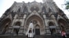 Sombría situación en EE.UU., catedral de Nueva York se convierte en hospital 