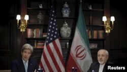 جان کری، وزیر خارجۀ ایالات متحده، و جواد ظریف، وزیر خارجه ایران، نقش عمده یی در موفقیت توافق هسته یی داشتند. 