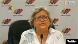 Tibisay Lucena, la présidente de la CNE, annonçant la date de l'élection présidentielle à la télévision le 7 février 2018